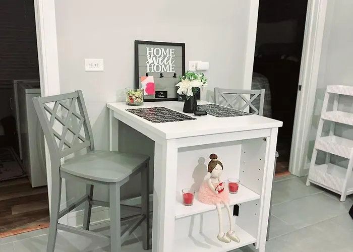 Cozy & Near Downtown & Hyde Park Apartamento